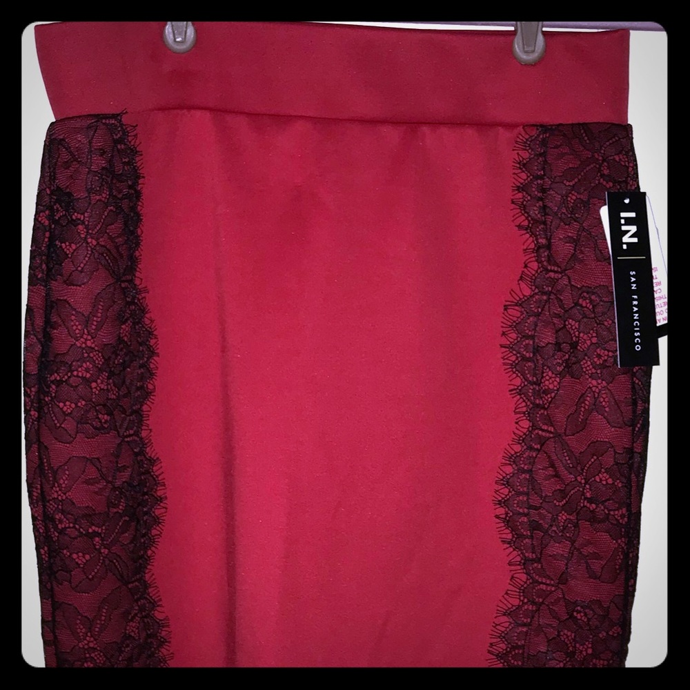 I.N. San Francisco, Medium, Red/Black Skirt NWT